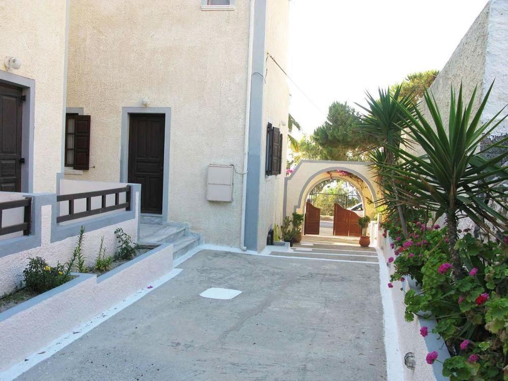 Hotel Adonis (Adults Only) Kamári Exterior foto